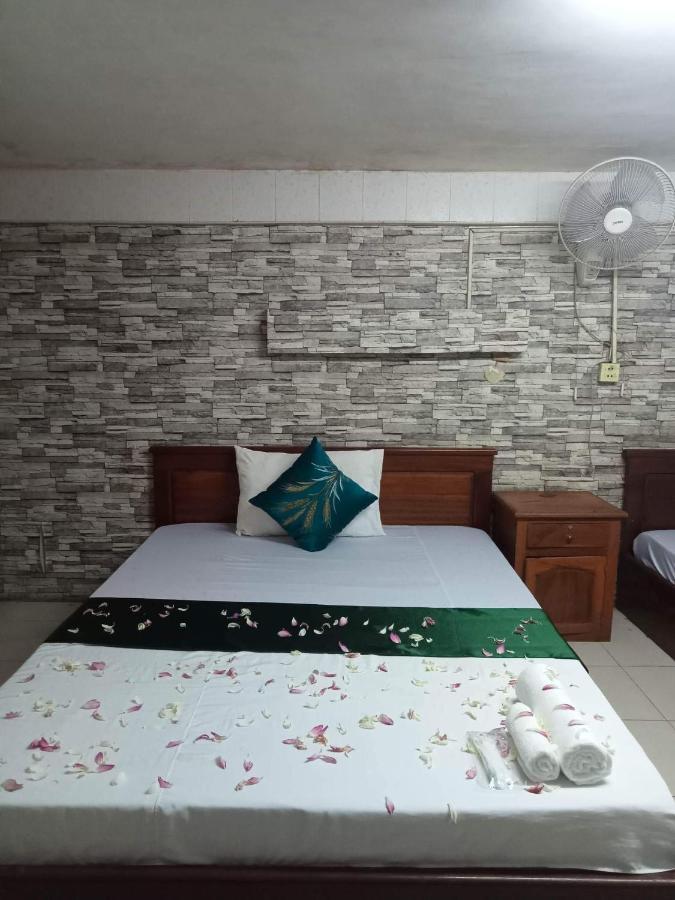 White River Guesthouse Phnom Penh Dış mekan fotoğraf